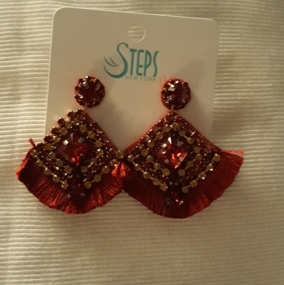 Fringe Earring - Picture 1 of 3